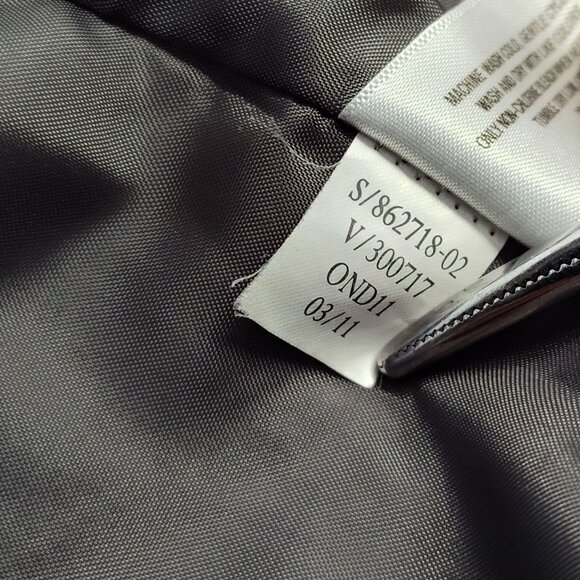 Old Navy Quilted Puffer Vest Sleeveless Small Full Zip Unisex Polyester V/300717 - Picture 5 of 8